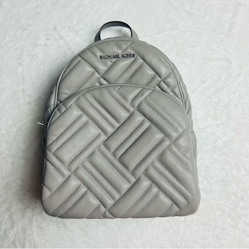 •Michael Kors• Abbey leather backpack